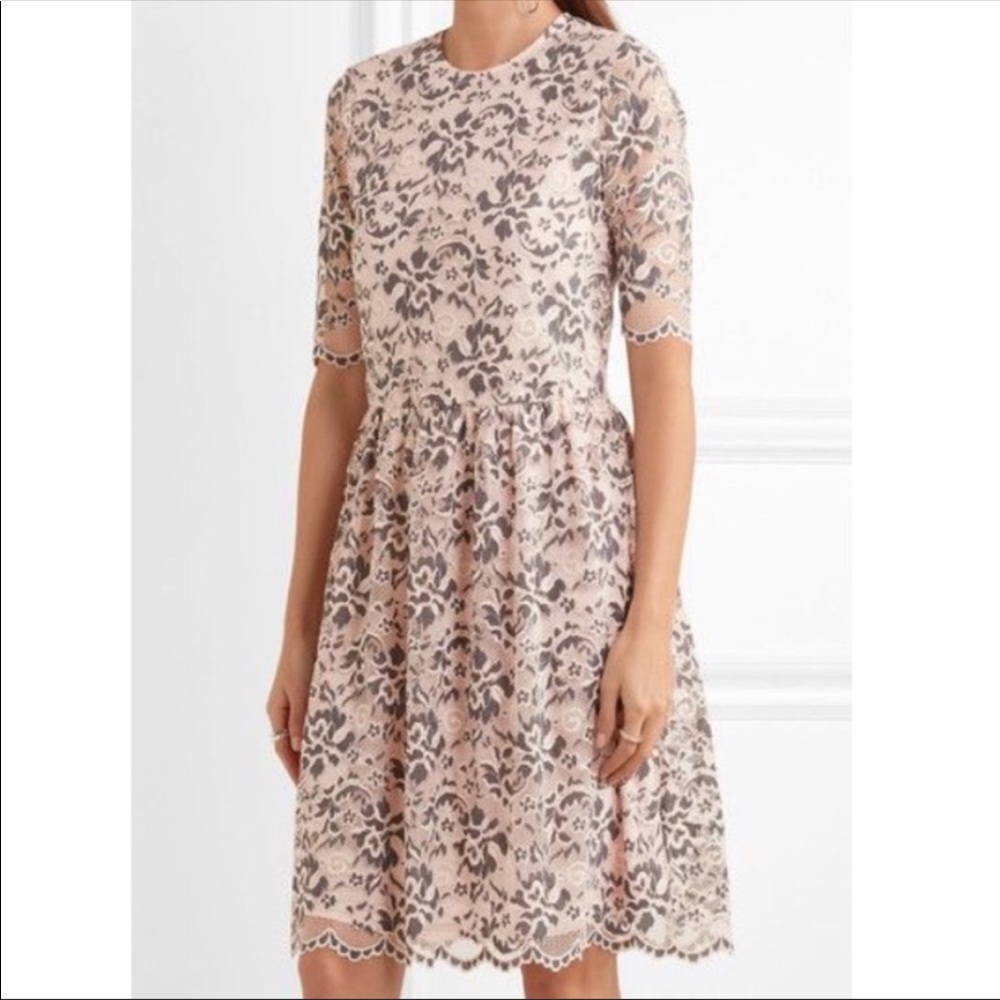 Lovely in Lace 😍 Ganni Dress